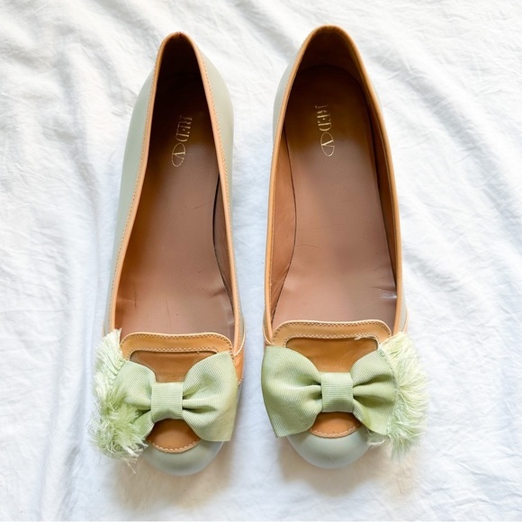 Red Valentino Mint Tan Patent Leather Flats Frayed Bow Detail Loafer Luxury 7 - Picture 1 of 7